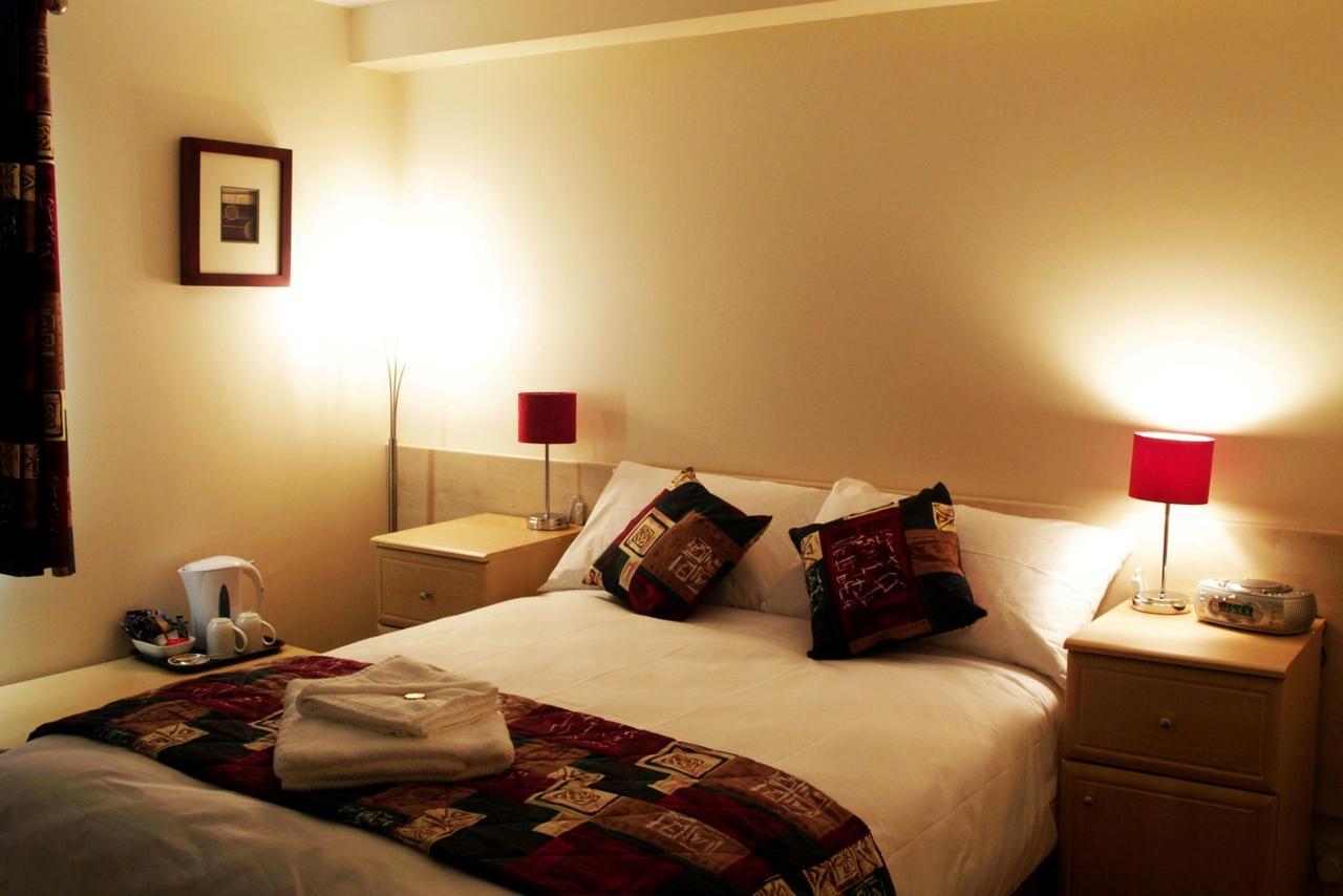 Отель Hawk House West Camel Экстерьер фото